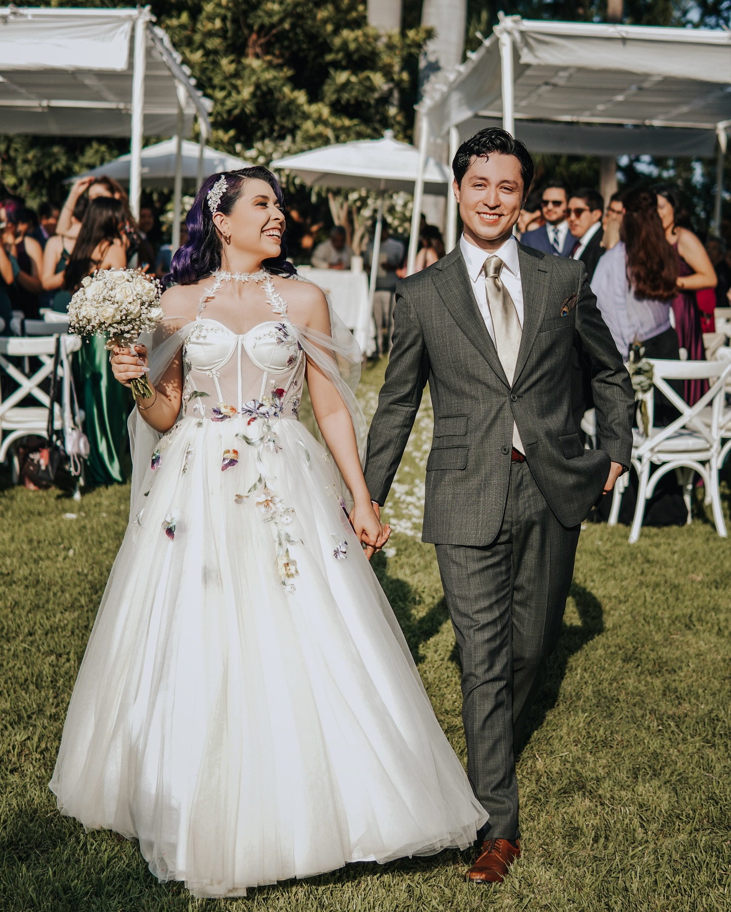 Do you remember the 21st night of September? 🤍✨💍
Hace un año a estas horas estábamos viviendo el mejor día de nuestras vidas, y esta canción nos hará recordarlo cada año. 💖