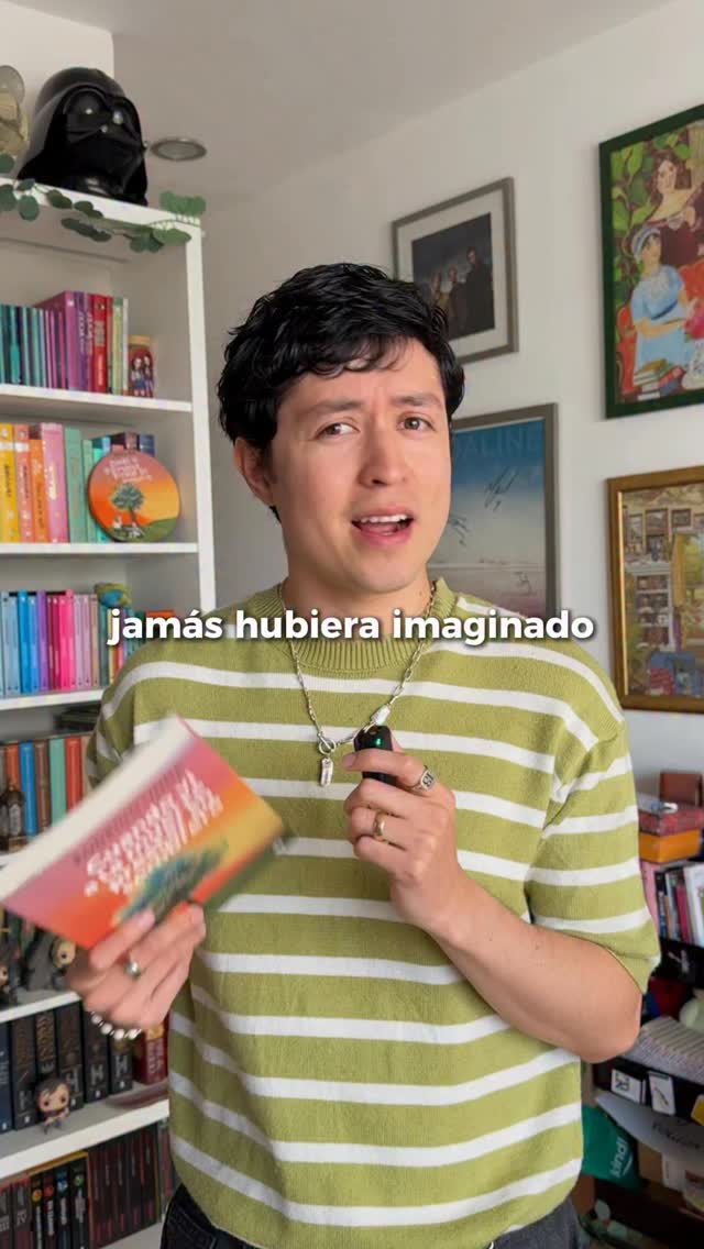 NOS FUIMOS A REIMPRESIÓN 📚💀
Mi novela “Cuando vi a la muerte prestar su sombrero” ha llegado a un montón de libreros. Y agradezco enormemente el cariño que le dieron a mi vídeo donde se lo recomiendo a Guillermo del Toro.
Sigan encontrando consuelo y compañía en mis páginas ✨📖
Las animaciones son de @1924us 💀
#cartasdeunlector #libros #literatura #books #librosrecomendados #librosymaslibros #frankenstein #guillermodeltoro