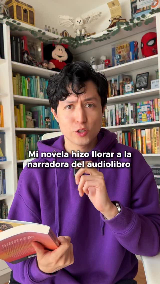 Este libro ha hecho llorar a muchos 😮‍💨📚
La narradora de mi novela “Cuando vi a la muerte prestar su sombrero” me compartió un video llorando mientras grababa el audiolibro 😭💀
#cartasdeunlector #libros #literatura #books #librosrecomendados #librosymaslibros